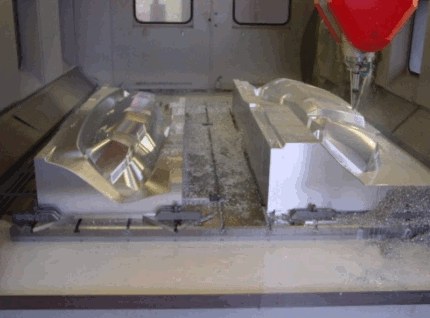 Fräsbearbeitung auf der Zimmermann FZ37L